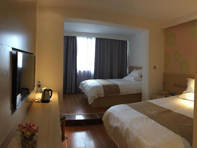 Greentree Inn Xi'An Railway Station Airport Bus Wulukou Subway Station Business Hotel 외부 사진