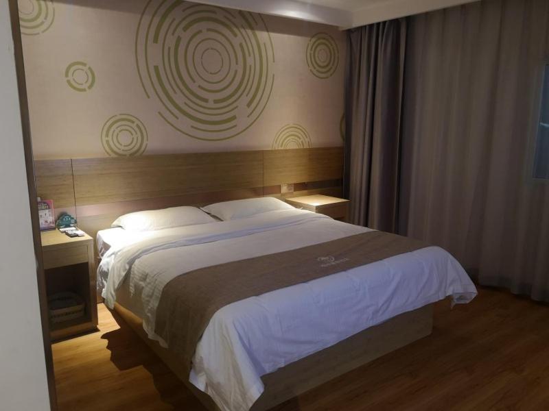 Greentree Inn Xi'An Railway Station Airport Bus Wulukou Subway Station Business Hotel 외부 사진