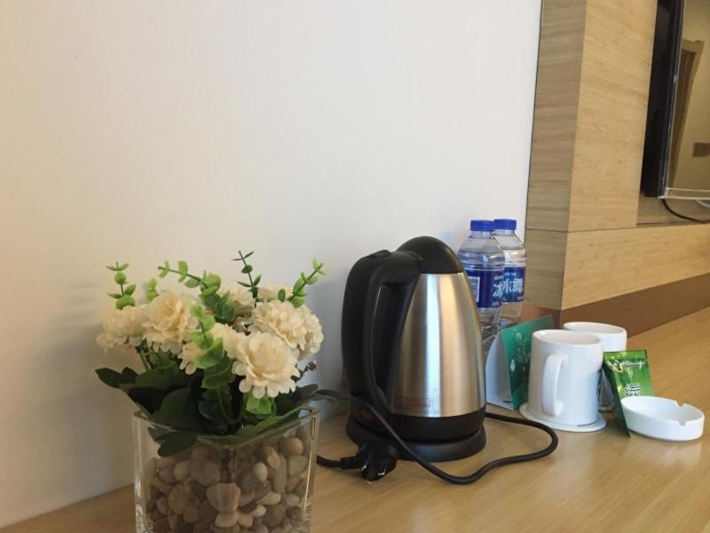 Greentree Inn Xi'An Railway Station Airport Bus Wulukou Subway Station Business Hotel 외부 사진